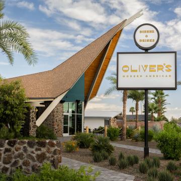 Oliver's Modern American - Restaurant Development + Design Feature